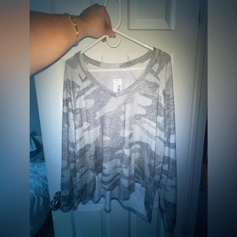 NWT z supply shirt